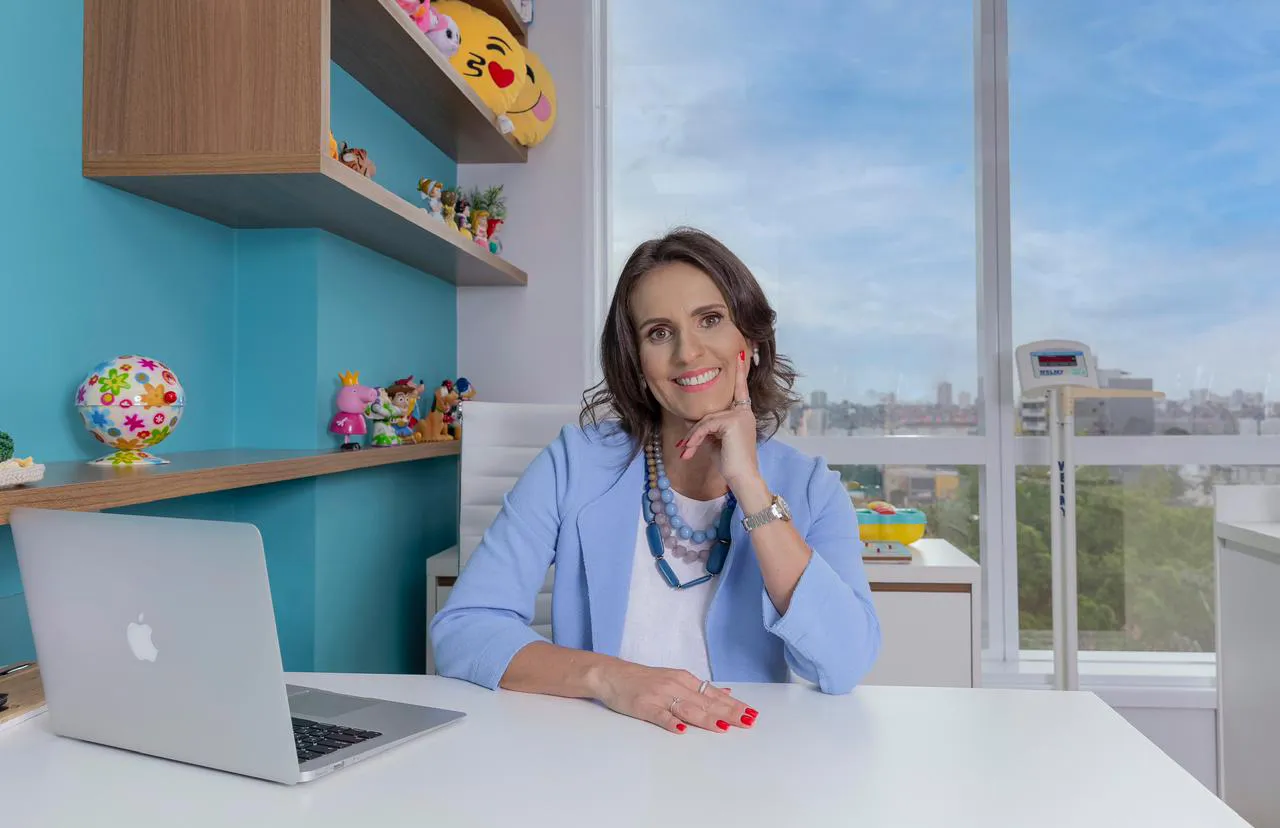 Dra. Elisabeth Fernandes