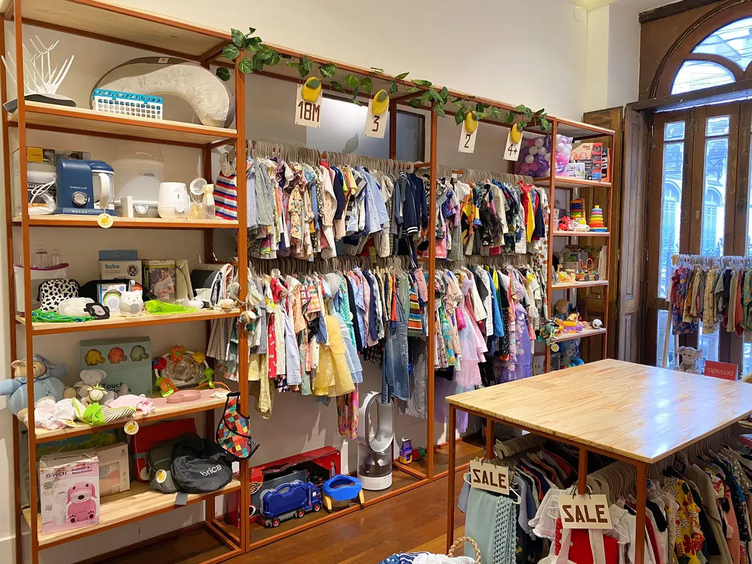 Roupas, produtos e acessórios na loja Limonada Curadoria para 18 meses, 3 anos, 3 anos e mais de 4 anos